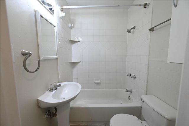 5707 S 1st ST, Austin, TX 78745