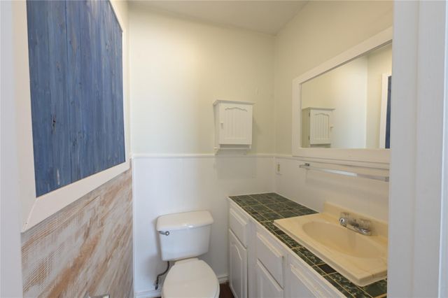 5707 S 1st ST, Austin, TX 78745