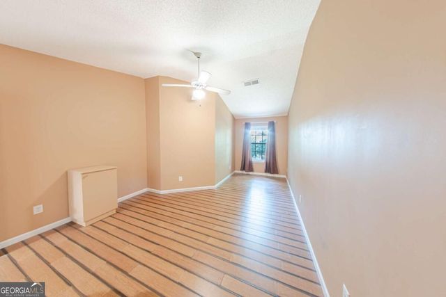 209 Cottonwood Creek Circle, Canton, GA 30114
