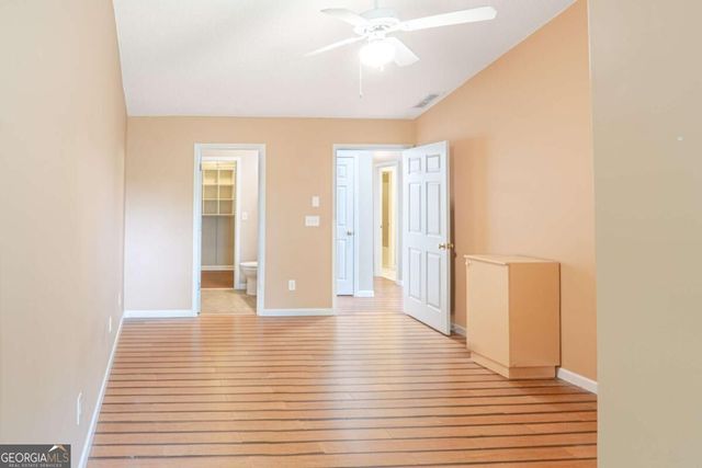 209 Cottonwood Creek Circle, Canton, GA 30114