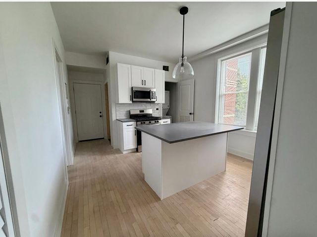 3416 W Schubert Avenue 3, Chicago, IL 60647