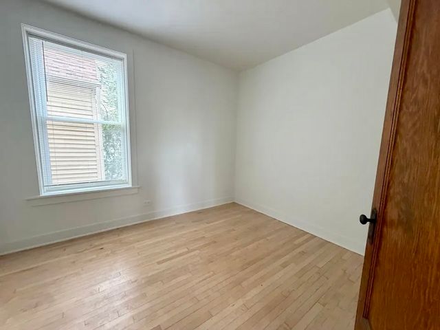 3416 W Schubert Avenue 3, Chicago, IL 60647