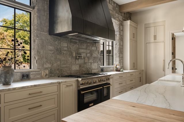 226 Williamsburg Cir, Brentwood, TN 37027