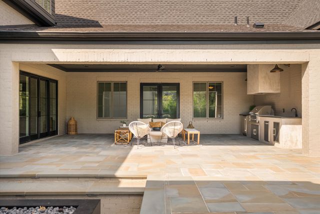 226 Williamsburg Cir, Brentwood, TN 37027