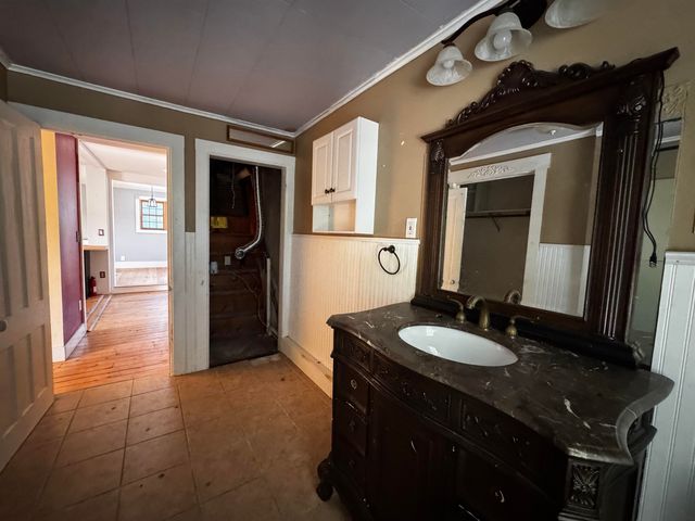 406-408 Gage Street, Bennington, VT 05201