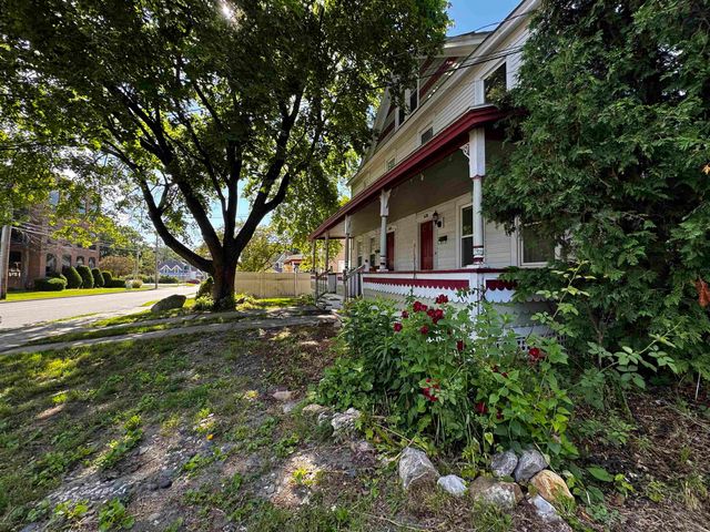 406-408 Gage Street, Bennington, VT 05201