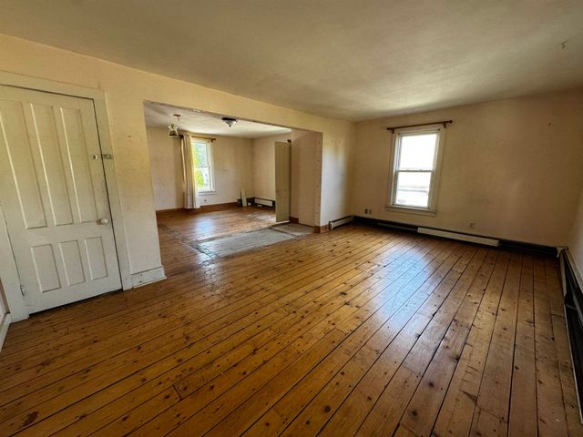 406-408 Gage Street, Bennington, VT 05201