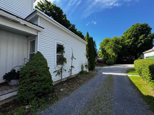 406-408 Gage Street, Bennington, VT 05201