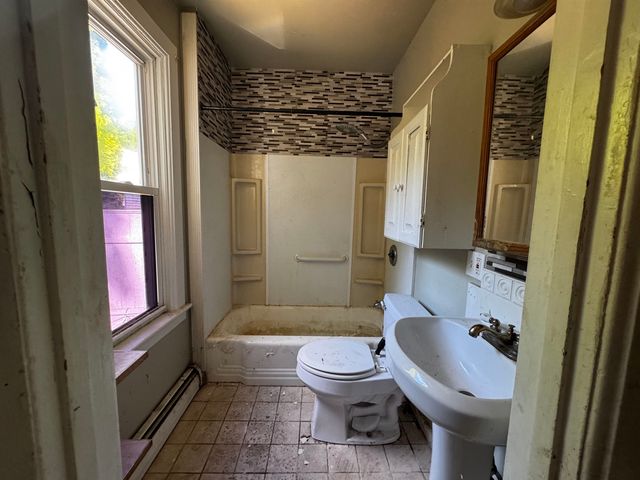 406-408 Gage Street, Bennington, VT 05201