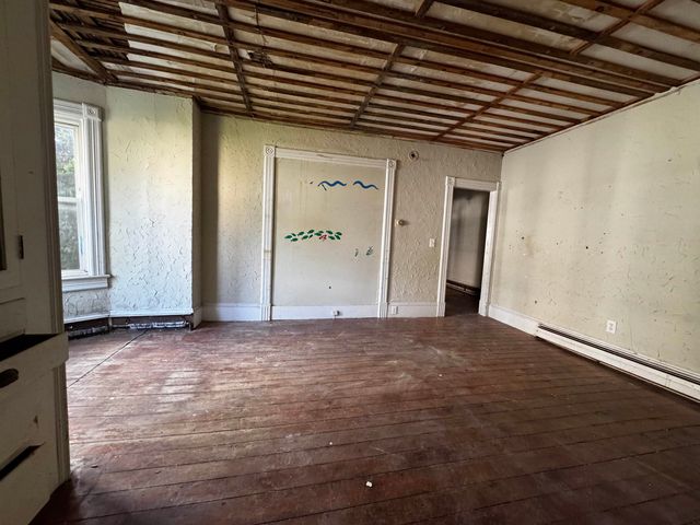 406-408 Gage Street, Bennington, VT 05201