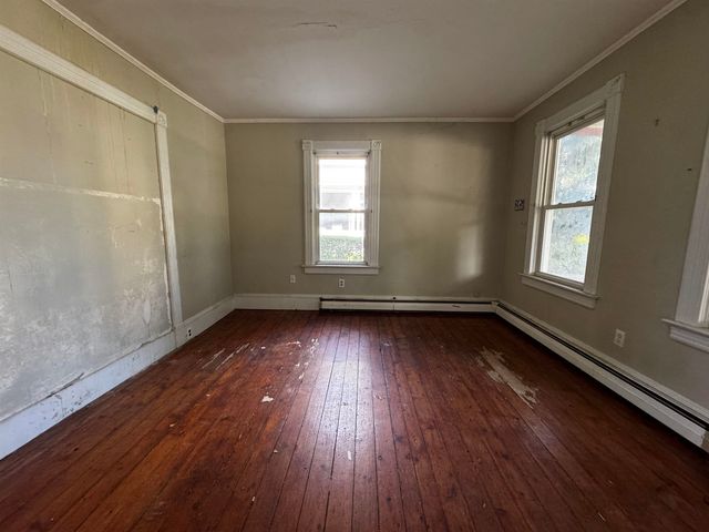 406-408 Gage Street, Bennington, VT 05201