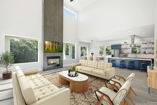 220 Sendera, Canyon Lake, TX 78133