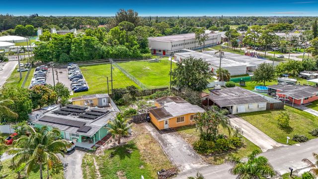 2066 Tarragon Road, West Palm Beach, FL 33415