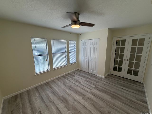 2843 Redland, San Antonio, TX 78259