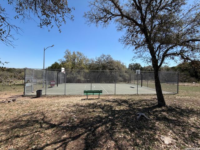 2843 Redland, San Antonio, TX 78259