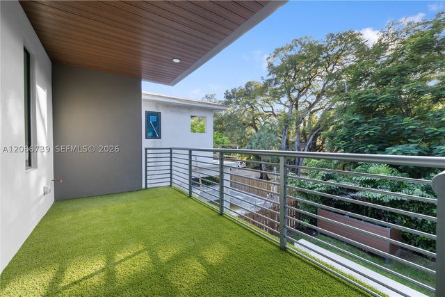 807 SW 12th Ave, Fort Lauderdale, FL 33312