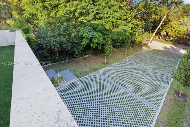 807 SW 12th Ave, Fort Lauderdale, FL 33312