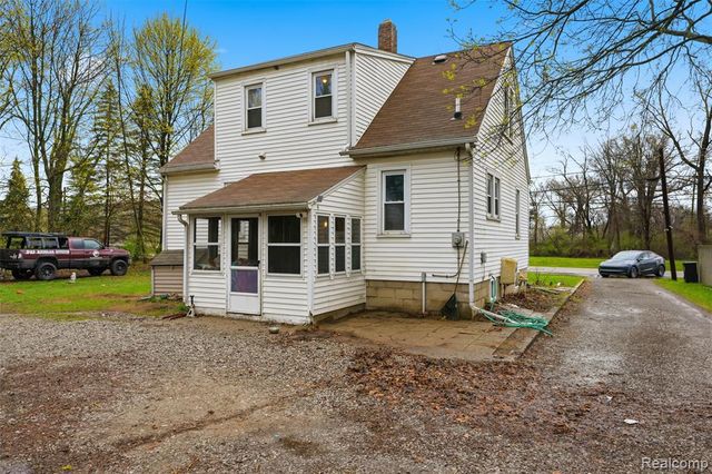 37493 Wabash Street, Romulus, MI 48174