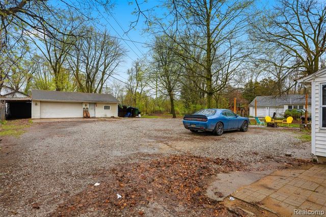 37493 Wabash Street, Romulus, MI 48174