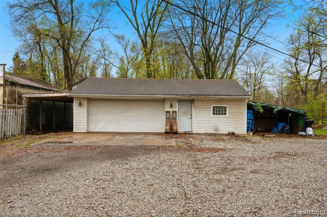 37493 Wabash Street, Romulus, MI 48174