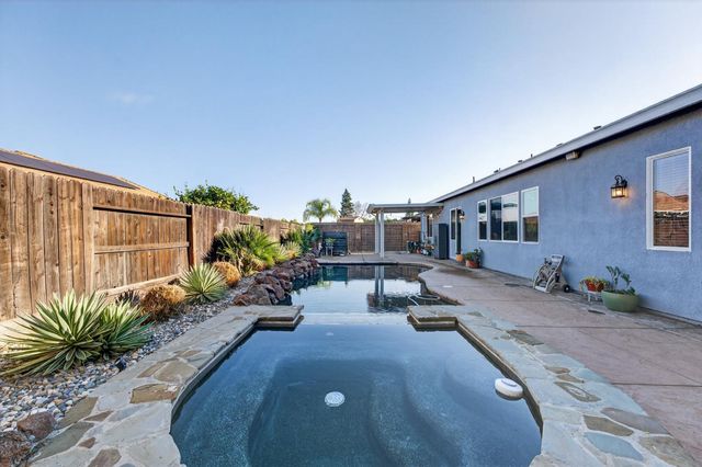 757 Killebrew Way, Galt, CA 95632