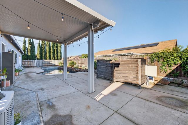 757 Killebrew Way, Galt, CA 95632