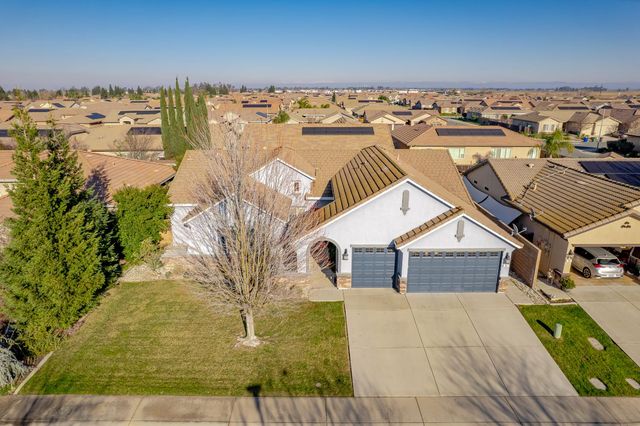 757 Killebrew Way, Galt, CA 95632