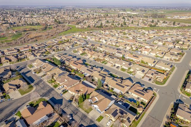 757 Killebrew Way, Galt, CA 95632