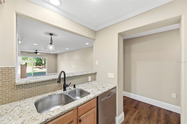 6811 DARTMOUTH HILL STREET, Riverview, FL 33578