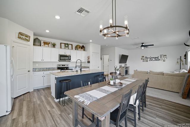 12619 Antila, San Antonio, TX 78245