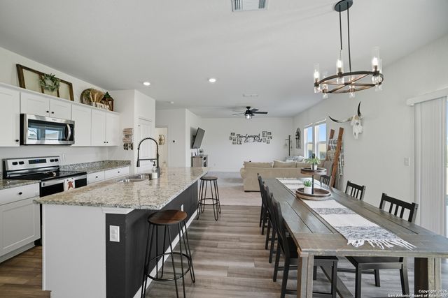 12619 Antila, San Antonio, TX 78245