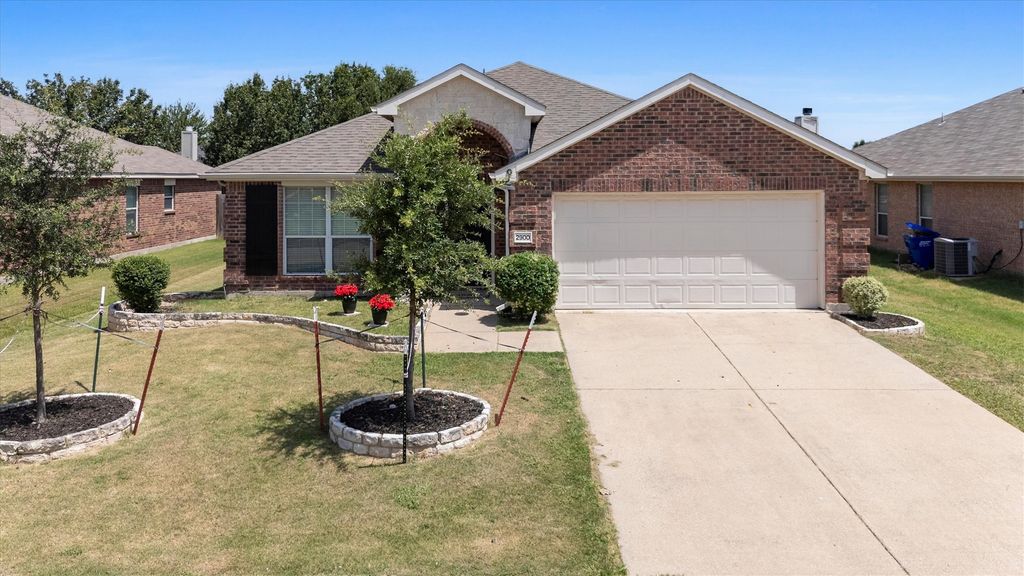 2900 Marsha Lane, Royse City, TX 75189