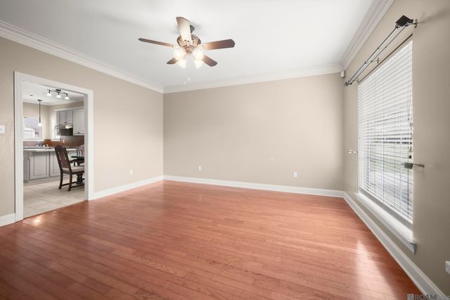 6375 Woodside Dr, Zachary, LA 70791