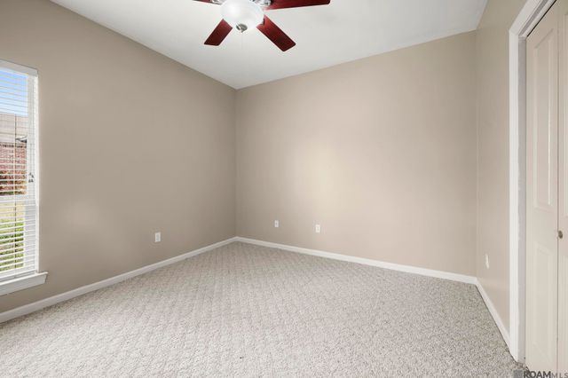 6375 Woodside Dr, Zachary, LA 70791