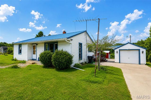10257 Hwy 72, Patton, MO 63662
