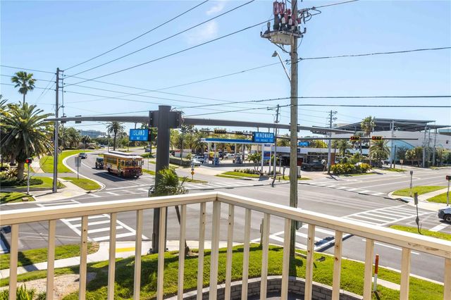 105 ISLAND WAY 142, Clearwater Beach, FL 33767