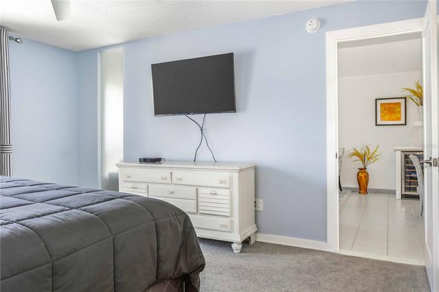 105 ISLAND WAY 142, Clearwater Beach, FL 33767