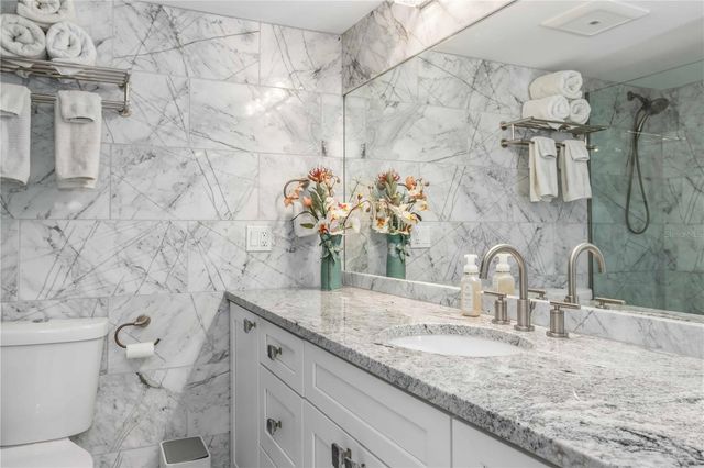 105 ISLAND WAY 142, Clearwater Beach, FL 33767