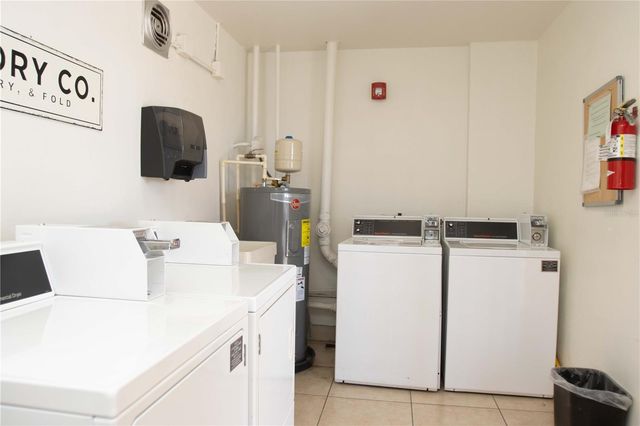 105 ISLAND WAY 142, Clearwater Beach, FL 33767