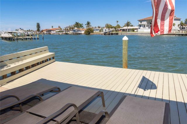 105 ISLAND WAY 142, Clearwater Beach, FL 33767