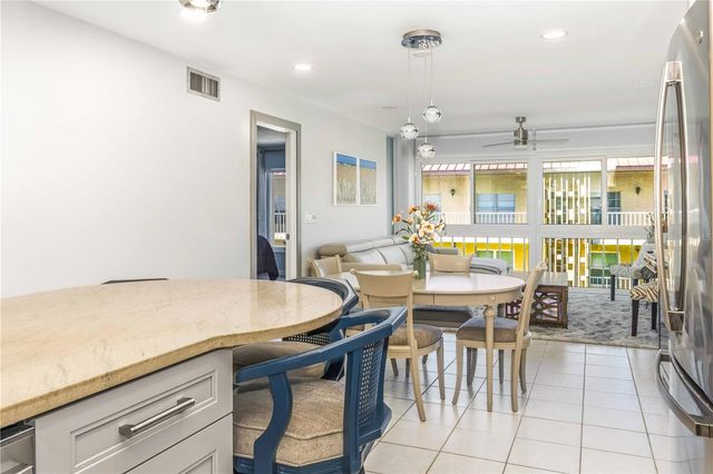 105 ISLAND WAY 142, Clearwater Beach, FL 33767