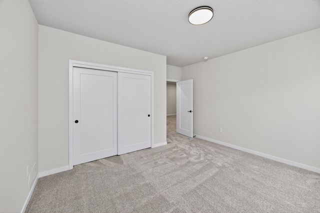 3106 SE Elkwood Court, Ankeny, IA 50021