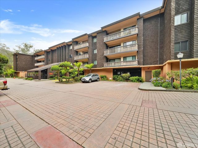 2790 19th Avenue 21, San Francisco, CA 94132