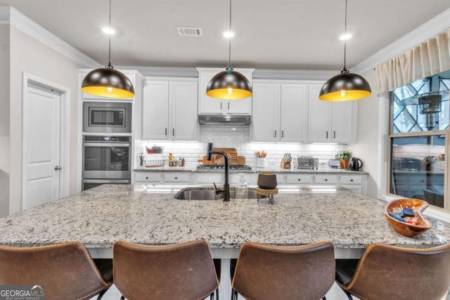 385 Henson Farm Drive, Loganville, GA 30052