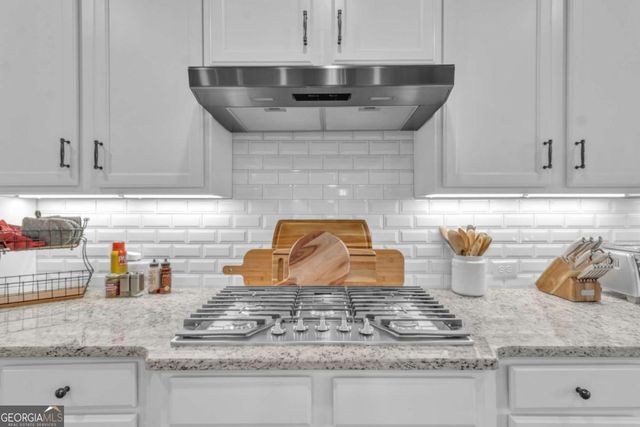 385 Henson Farm Drive, Loganville, GA 30052