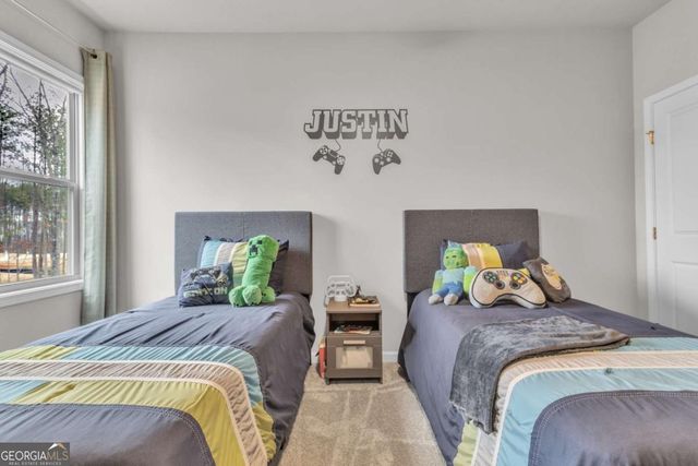 385 Henson Farm Drive, Loganville, GA 30052