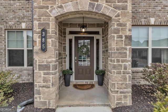 385 Henson Farm Drive, Loganville, GA 30052