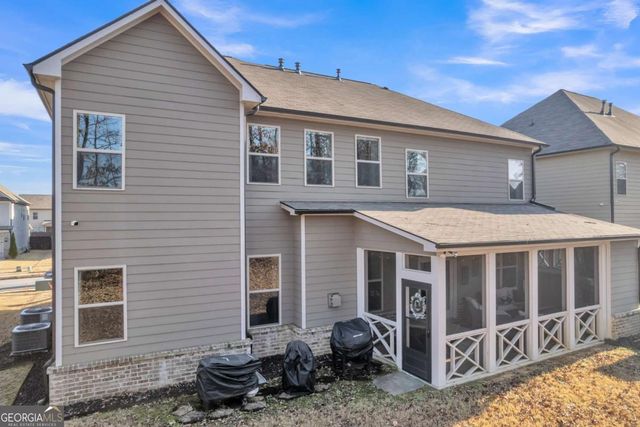 385 Henson Farm Drive, Loganville, GA 30052