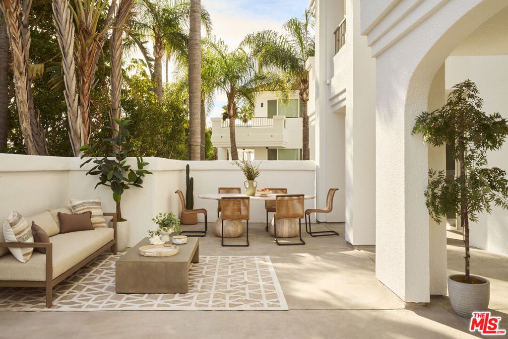 6489 Cavalleri 208, Malibu, CA 90265 — exterior