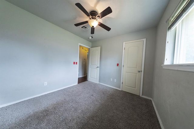 734 W 7th Street, Edmond, OK 73003